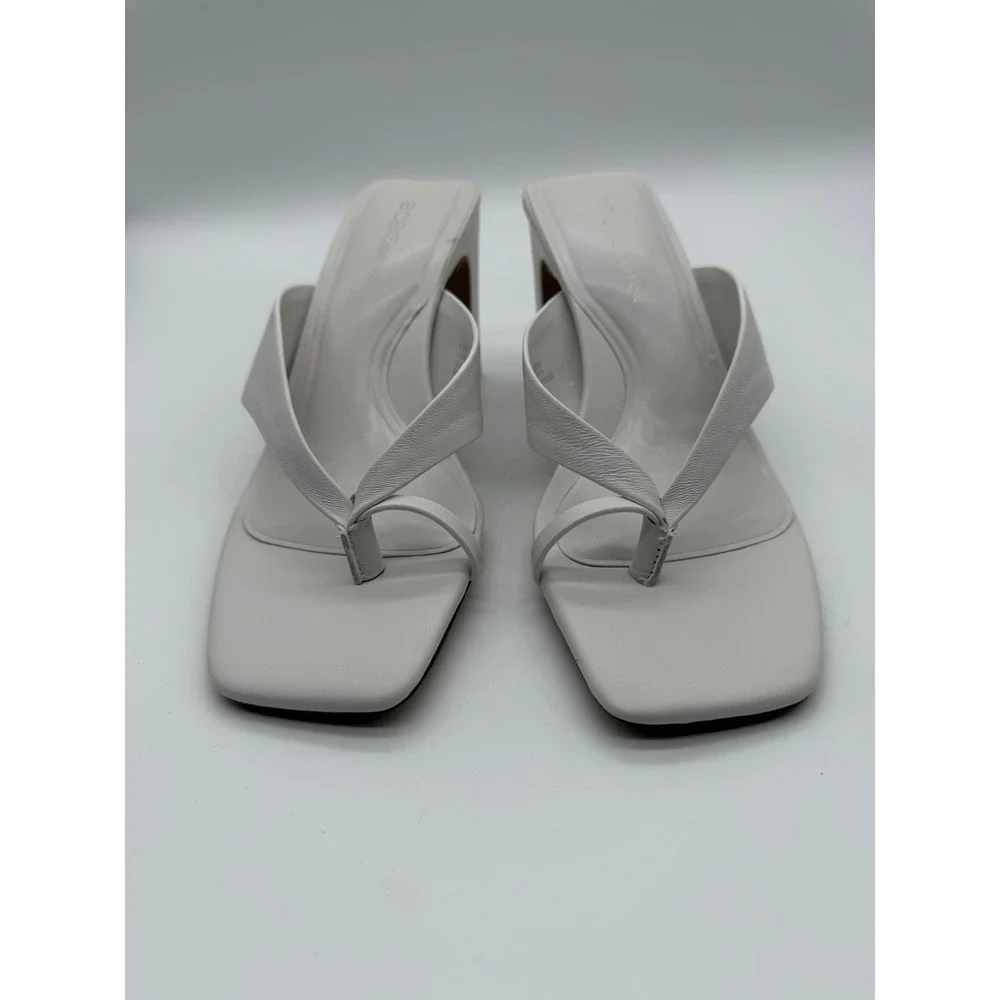 BCBGeneration Flian White Leather Thong Block Heel Sandals Cloud Dancer‎ 6.5M